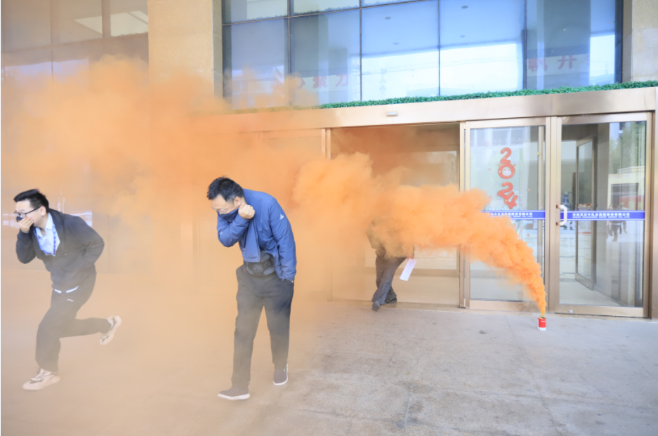 增強(qiáng)消防意識(shí)，筑牢安全底線丨花花牛乳業(yè)集團(tuán)組織消防應(yīng)急演練